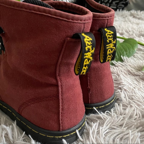 ❌SOLD❌DR. MARTENS shoreditch cherry boots - Picture 2 of 9